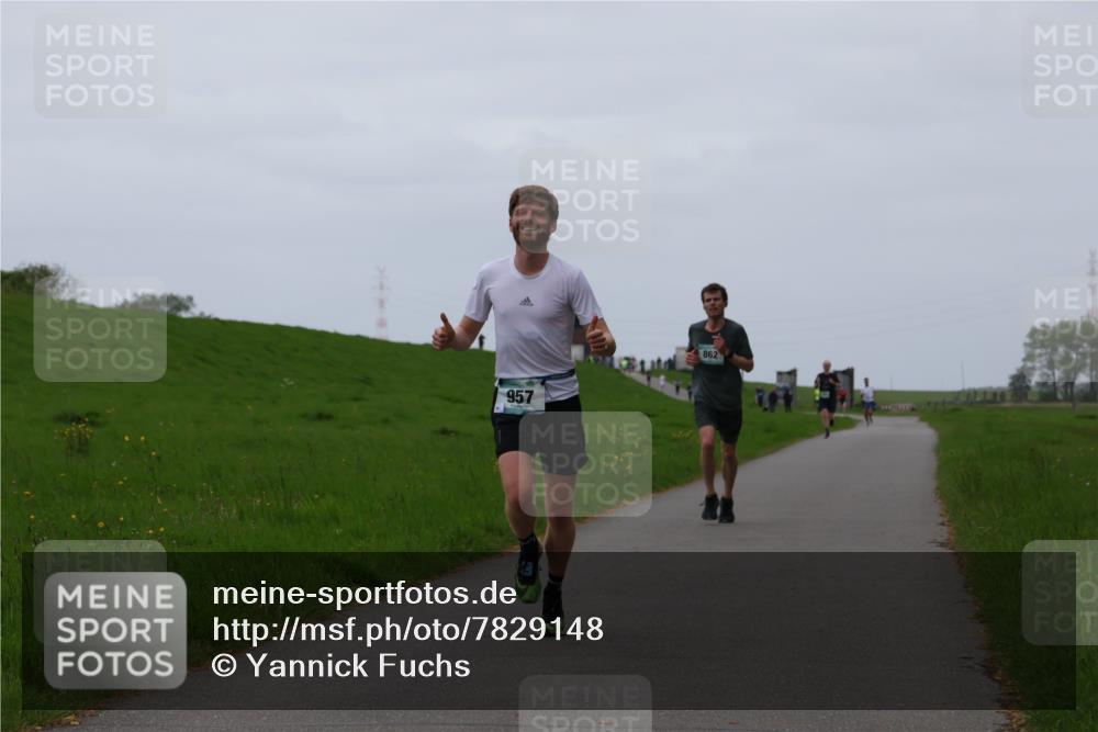 04.05.2025 - 8. Wedeler Halbmarathon Yannick Fuchs http://msf.ph/oto/7829148 04.05.2025 11:17:10 Laufen 957, 862 meine-sportfotos.de