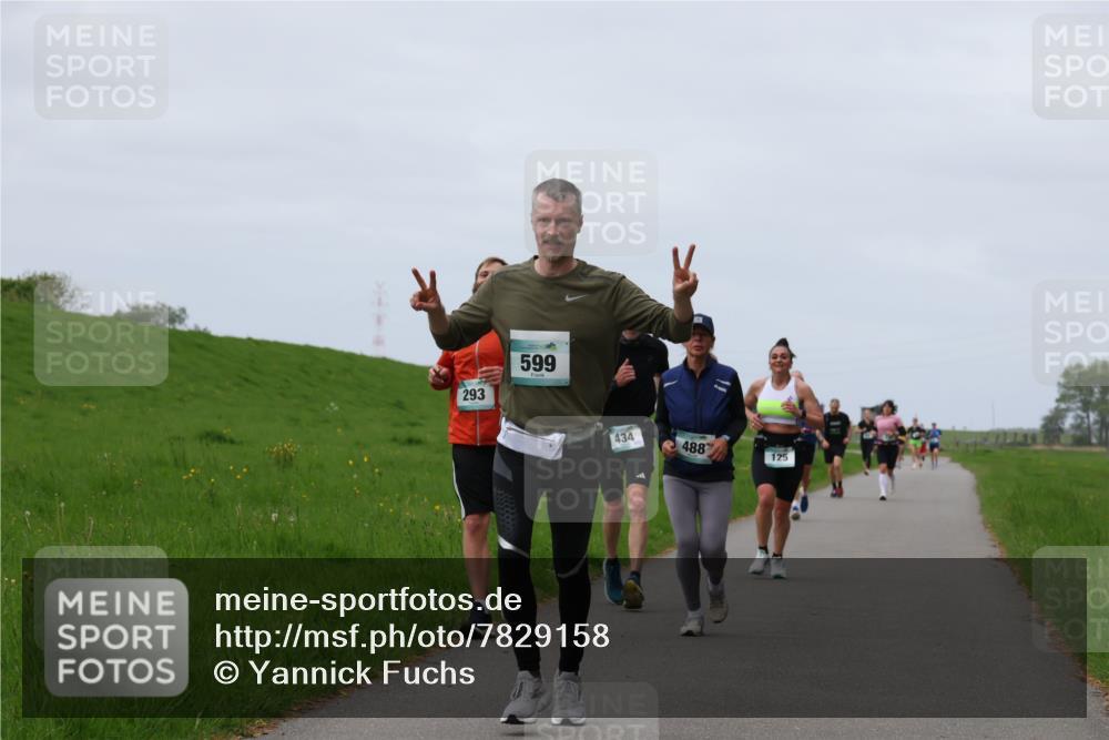 04.05.2025 - 8. Wedeler Halbmarathon Yannick Fuchs http://msf.ph/oto/7829158 04.05.2025 11:36:24 Laufen 293, 599, 434, 488, 125 meine-sportfotos.de