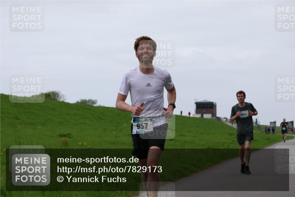 04.05.2025 - 8. Wedeler Halbmarathon Yannick Fuchs http://msf.ph/oto/7829173 04.05.2025 11:17:12 Laufen 957, 862 meine-sportfotos.de