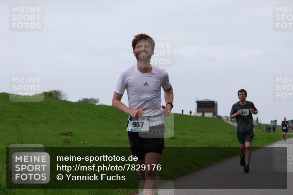 04.05.2025 - 8. Wedeler Halbmarathon Yannick Fuchs http://msf.ph/oto/7829176 04.05.2025 11:17:12 Laufen 957, 862 meine-sportfotos.de