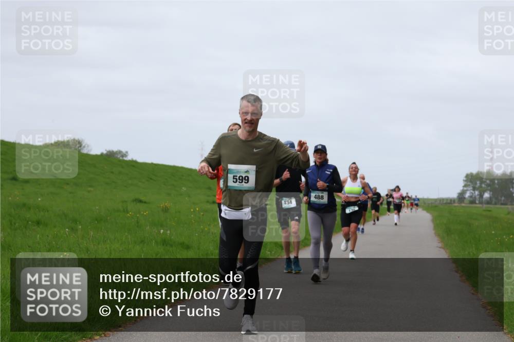 04.05.2025 - 8. Wedeler Halbmarathon Yannick Fuchs http://msf.ph/oto/7829177 04.05.2025 11:36:25 Laufen 599, 434, 488 meine-sportfotos.de