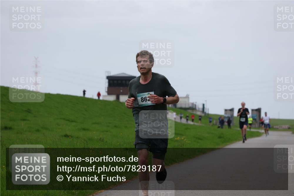 04.05.2025 - 8. Wedeler Halbmarathon Yannick Fuchs http://msf.ph/oto/7829187 04.05.2025 11:17:13 Laufen 862 meine-sportfotos.de