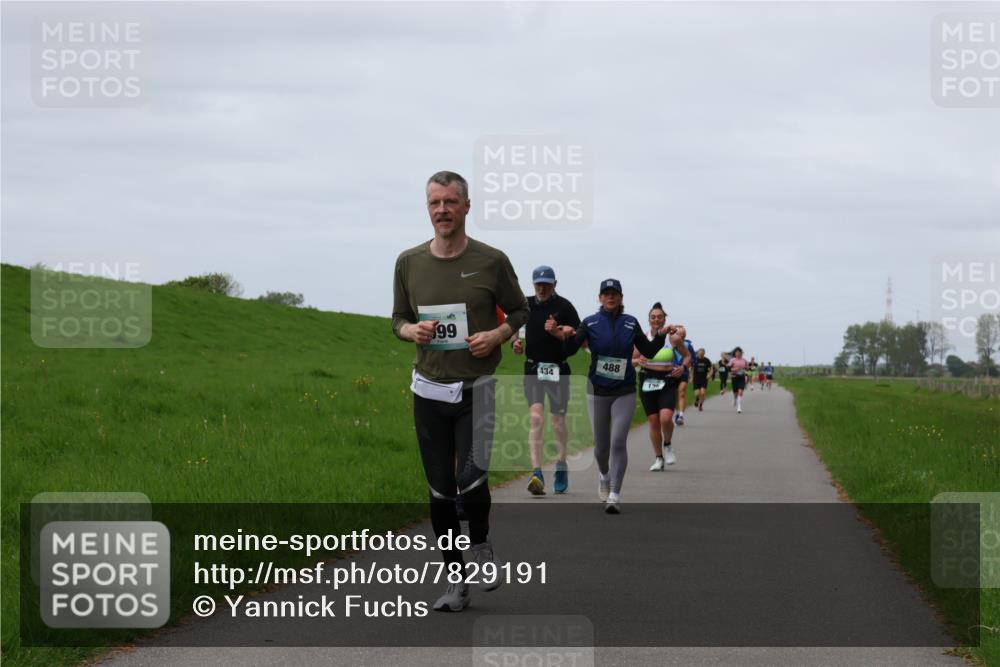 04.05.2025 - 8. Wedeler Halbmarathon Yannick Fuchs http://msf.ph/oto/7829191 04.05.2025 11:36:25 Laufen 99, 434, 488, 19 meine-sportfotos.de
