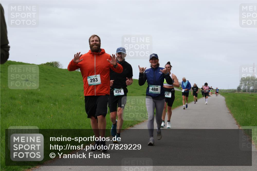 04.05.2025 - 8. Wedeler Halbmarathon Yannick Fuchs http://msf.ph/oto/7829229 04.05.2025 11:36:27 Laufen 293, 434, 488, 125 meine-sportfotos.de