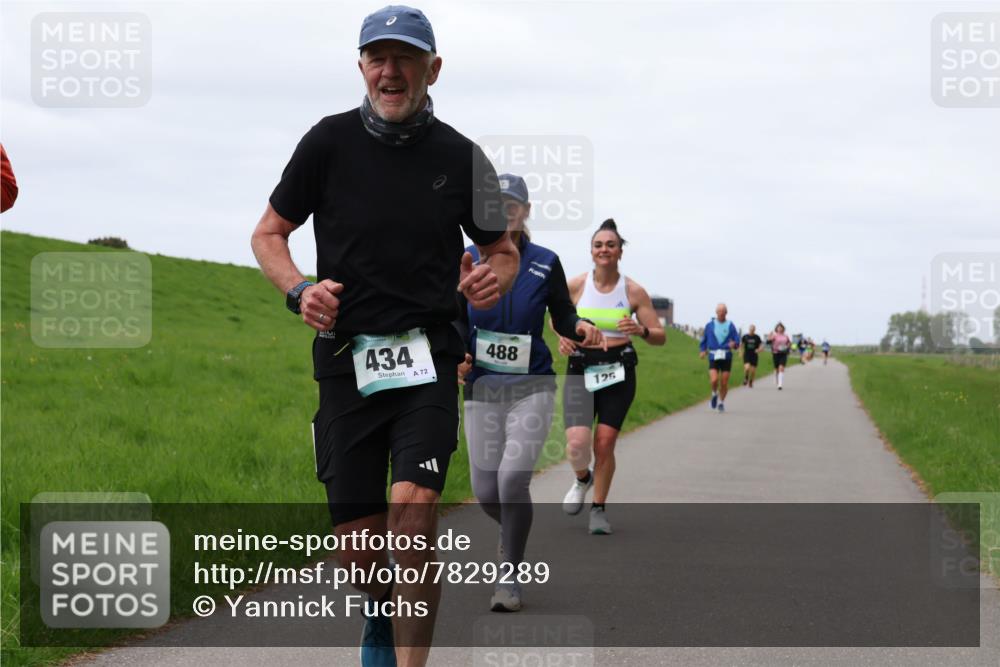 04.05.2025 - 8. Wedeler Halbmarathon Yannick Fuchs http://msf.ph/oto/7829289 04.05.2025 11:36:30 Laufen 434, 72, 488, 125 meine-sportfotos.de