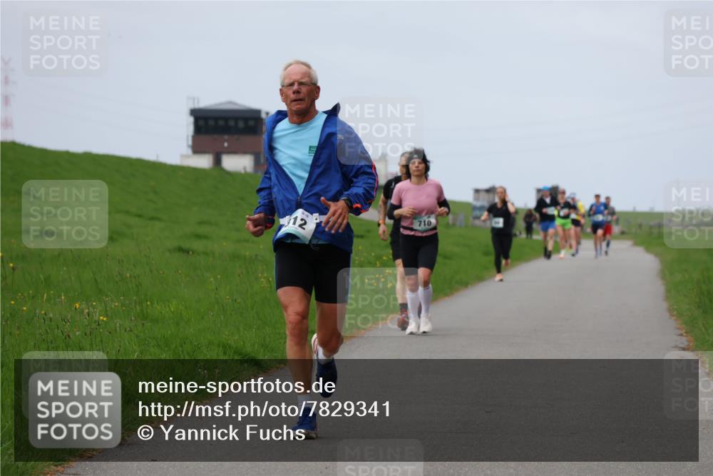 04.05.2025 - 8. Wedeler Halbmarathon Yannick Fuchs http://msf.ph/oto/7829341 04.05.2025 11:36:33 Laufen 12, 710 meine-sportfotos.de