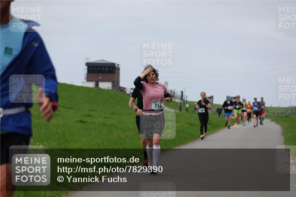 04.05.2025 - 8. Wedeler Halbmarathon Yannick Fuchs http://msf.ph/oto/7829390 04.05.2025 11:36:36 Laufen 710 meine-sportfotos.de