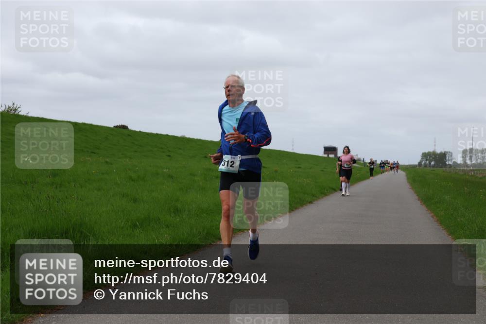 04.05.2025 - 8. Wedeler Halbmarathon Yannick Fuchs http://msf.ph/oto/7829404 04.05.2025 11:36:37 Laufen 312 meine-sportfotos.de