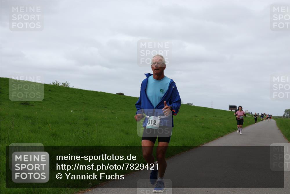 04.05.2025 - 8. Wedeler Halbmarathon Yannick Fuchs http://msf.ph/oto/7829421 04.05.2025 11:36:38 Laufen 816, 312 meine-sportfotos.de