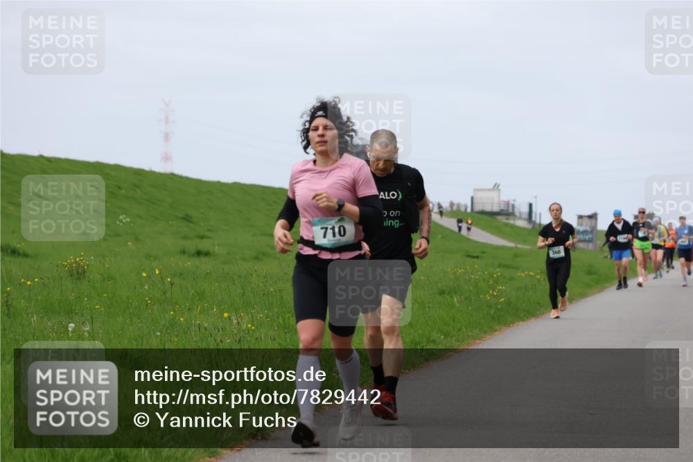 04.05.2025 - 8. Wedeler Halbmarathon Yannick Fuchs http://msf.ph/oto/7829442 04.05.2025 11:36:39 Laufen 710, 366 meine-sportfotos.de
