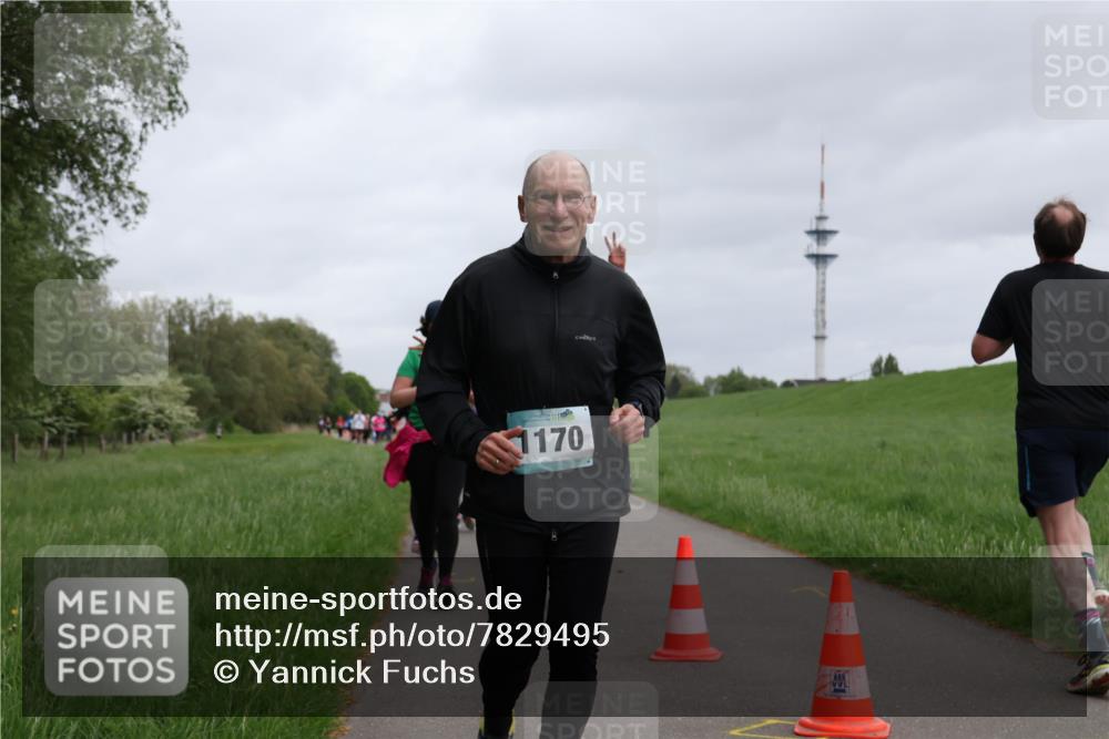 04.05.2025 - 8. Wedeler Halbmarathon Yannick Fuchs http://msf.ph/oto/7829495 04.05.2025 11:17:43 Laufen 1170 meine-sportfotos.de