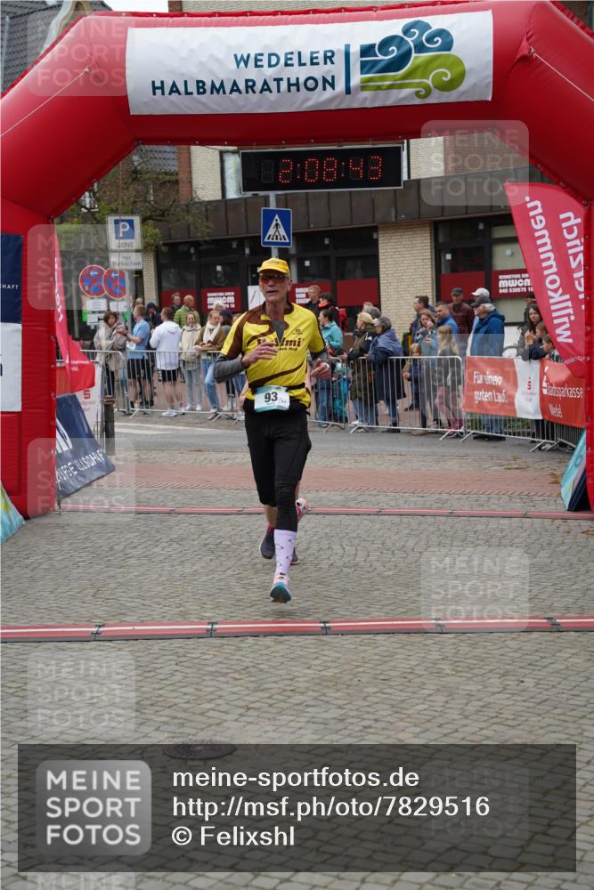 04.05.2025 - 8. Wedeler Halbmarathon Felixshl http://msf.ph/oto/7829516 04.05.2025 12:08:41 Ziel 93, 682, 1153 meine-sportfotos.de