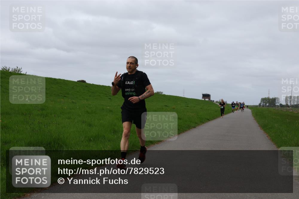 04.05.2025 - 8. Wedeler Halbmarathon Yannick Fuchs http://msf.ph/oto/7829523 04.05.2025 11:36:44 Laufen  meine-sportfotos.de