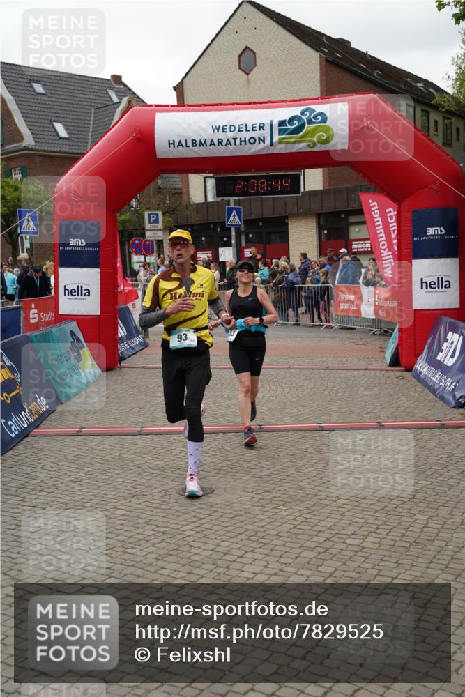 04.05.2025 - 8. Wedeler Halbmarathon Felixshl http://msf.ph/oto/7829525 04.05.2025 12:08:42 Ziel 93, 1153 meine-sportfotos.de