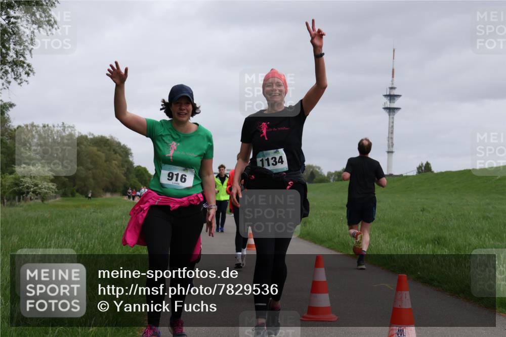 04.05.2025 - 8. Wedeler Halbmarathon Yannick Fuchs http://msf.ph/oto/7829536 04.05.2025 11:17:44 Laufen 1134, 916 meine-sportfotos.de