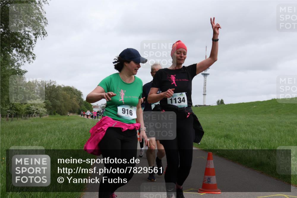 04.05.2025 - 8. Wedeler Halbmarathon Yannick Fuchs http://msf.ph/oto/7829561 04.05.2025 11:17:45 Laufen 1134, 916 meine-sportfotos.de