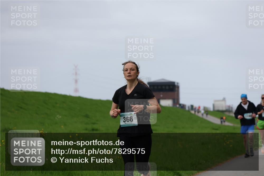 04.05.2025 - 8. Wedeler Halbmarathon Yannick Fuchs http://msf.ph/oto/7829575 04.05.2025 11:36:50 Laufen 366 meine-sportfotos.de
