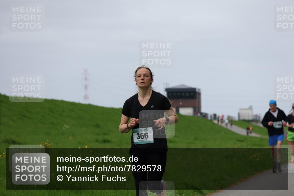 04.05.2025 - 8. Wedeler Halbmarathon Yannick Fuchs http://msf.ph/oto/7829578 04.05.2025 11:36:50 Laufen 366 meine-sportfotos.de