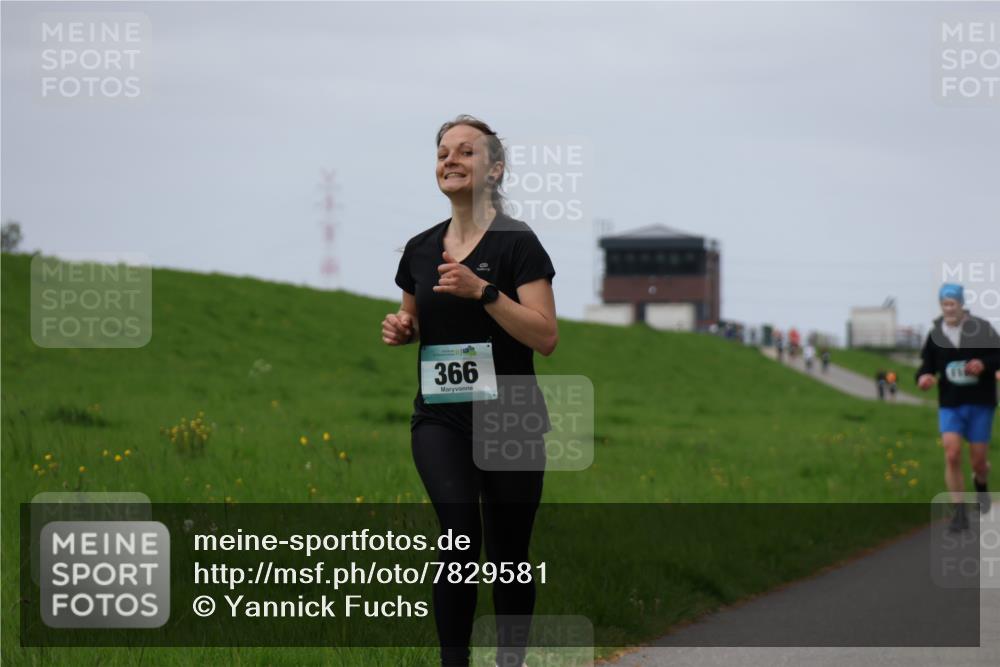 04.05.2025 - 8. Wedeler Halbmarathon Yannick Fuchs http://msf.ph/oto/7829581 04.05.2025 11:36:50 Laufen 366 meine-sportfotos.de