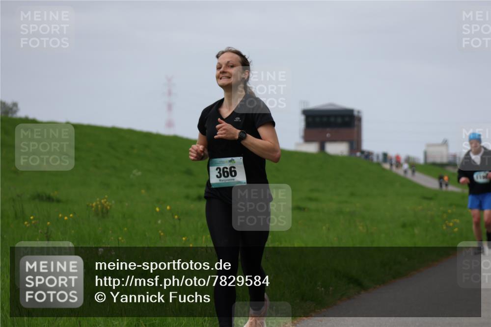 04.05.2025 - 8. Wedeler Halbmarathon Yannick Fuchs http://msf.ph/oto/7829584 04.05.2025 11:36:50 Laufen 366 meine-sportfotos.de