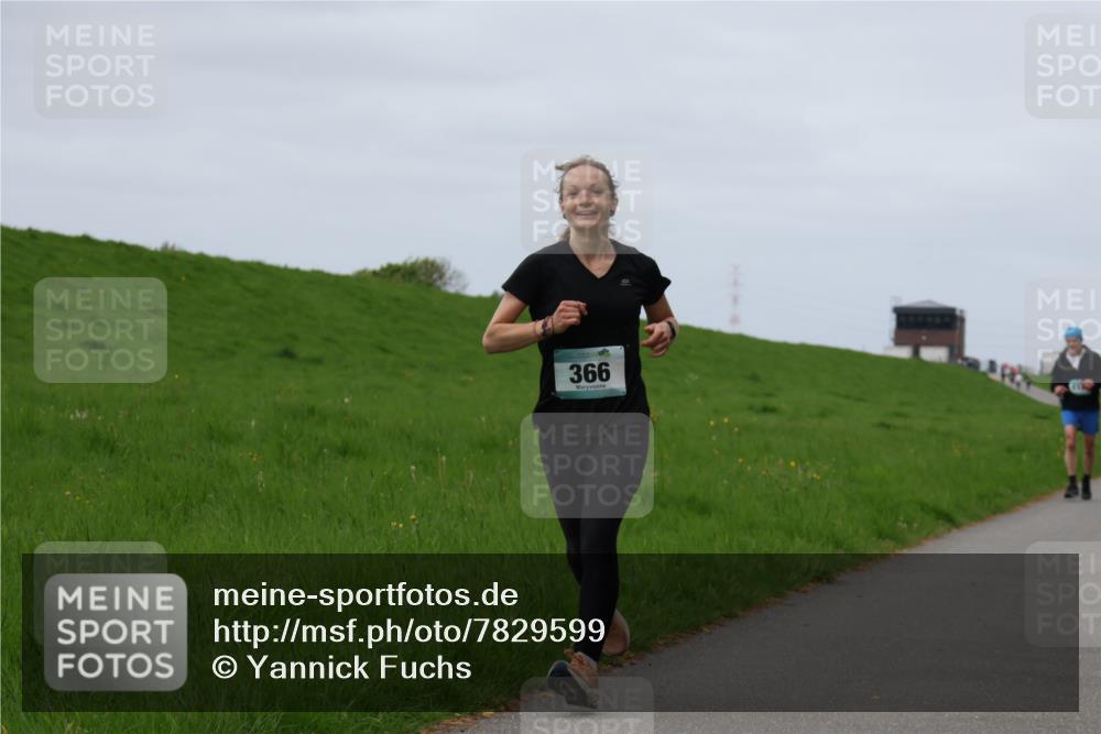 04.05.2025 - 8. Wedeler Halbmarathon Yannick Fuchs http://msf.ph/oto/7829599 04.05.2025 11:36:52 Laufen 366 meine-sportfotos.de