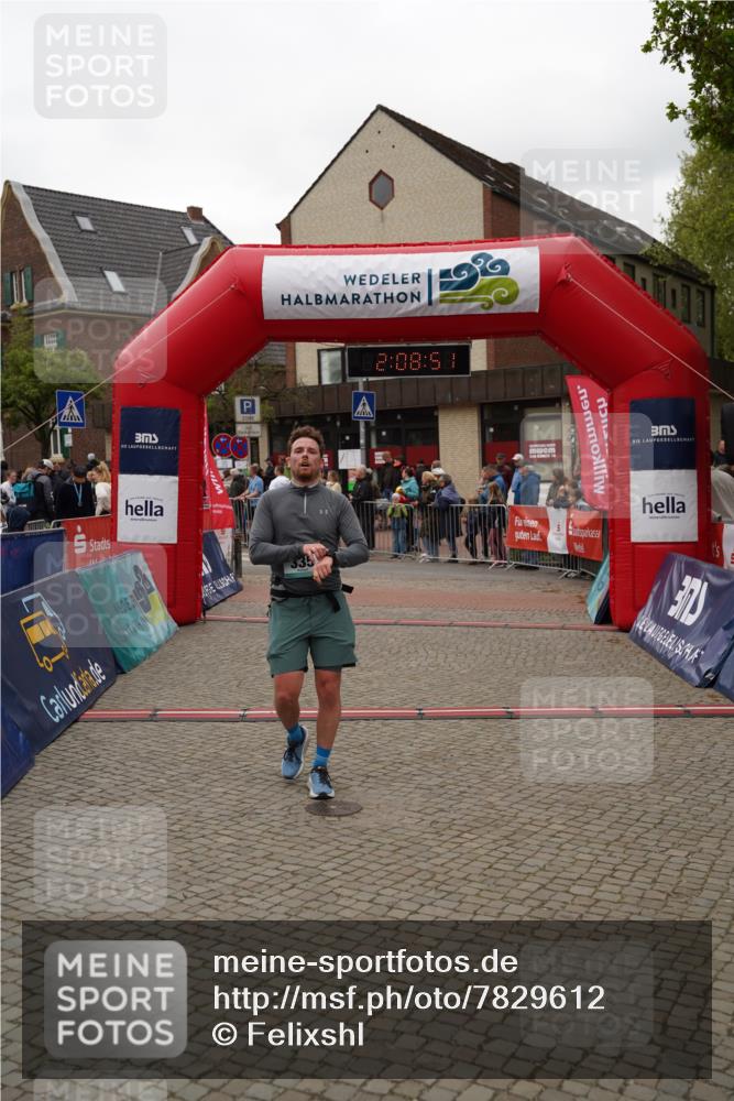 04.05.2025 - 8. Wedeler Halbmarathon Felixshl http://msf.ph/oto/7829612 04.05.2025 12:08:48 Ziel 335 meine-sportfotos.de