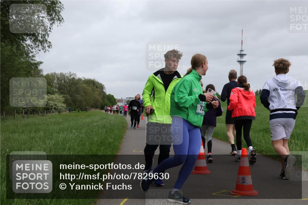 04.05.2025 - 8. Wedeler Halbmarathon Yannick Fuchs http://msf.ph/oto/7829630 04.05.2025 11:17:52 Laufen 72 meine-sportfotos.de