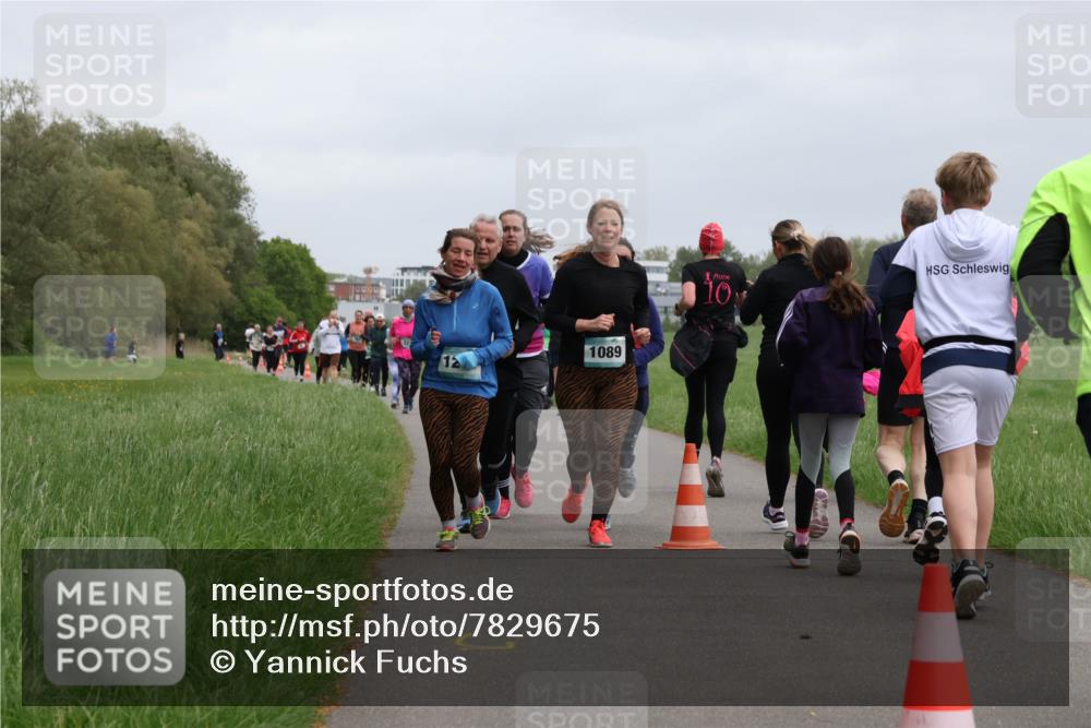 04.05.2025 - 8. Wedeler Halbmarathon Yannick Fuchs http://msf.ph/oto/7829675 04.05.2025 11:17:55 Laufen 12, 1089, 10 meine-sportfotos.de