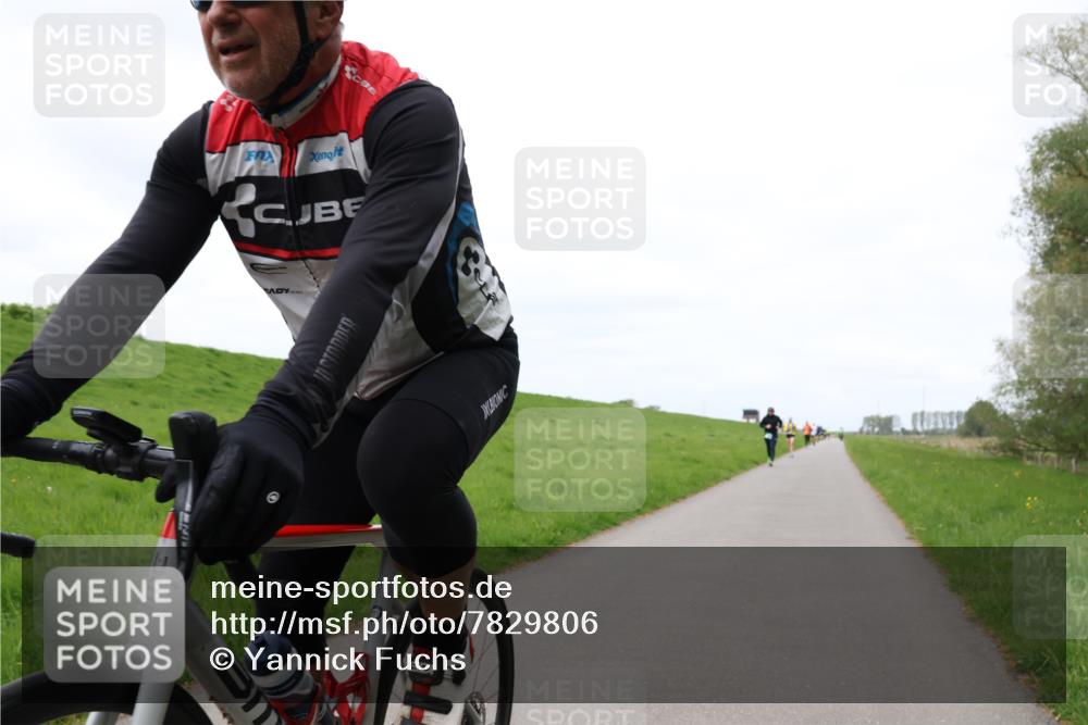 04.05.2025 - 8. Wedeler Halbmarathon Yannick Fuchs http://msf.ph/oto/7829806 04.05.2025 11:37:07 Laufen  meine-sportfotos.de