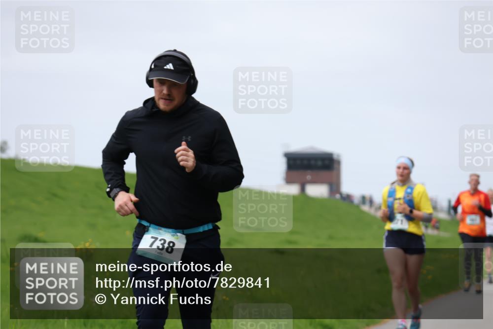 04.05.2025 - 8. Wedeler Halbmarathon Yannick Fuchs http://msf.ph/oto/7829841 04.05.2025 11:37:11 Laufen 738 meine-sportfotos.de