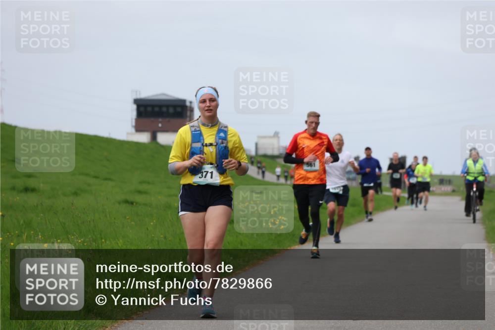 04.05.2025 - 8. Wedeler Halbmarathon Yannick Fuchs http://msf.ph/oto/7829866 04.05.2025 11:37:14 Laufen 371 meine-sportfotos.de
