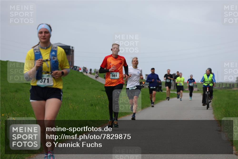 04.05.2025 - 8. Wedeler Halbmarathon Yannick Fuchs http://msf.ph/oto/7829875 04.05.2025 11:37:16 Laufen 371, 561 meine-sportfotos.de