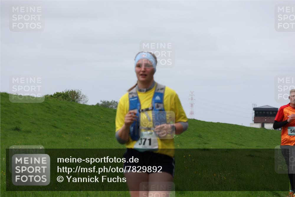 04.05.2025 - 8. Wedeler Halbmarathon Yannick Fuchs http://msf.ph/oto/7829892 04.05.2025 11:37:19 Laufen 371 meine-sportfotos.de