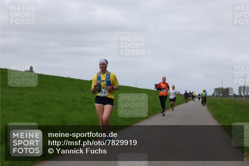 04.05.2025 - 8. Wedeler Halbmarathon Yannick Fuchs http://msf.ph/oto/7829919 04.05.2025 11:37:20 Laufen 371 meine-sportfotos.de