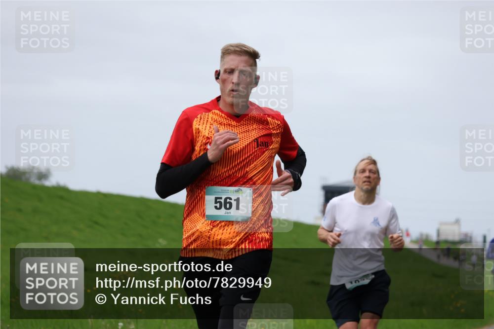 04.05.2025 - 8. Wedeler Halbmarathon Yannick Fuchs http://msf.ph/oto/7829949 04.05.2025 11:37:23 Laufen 561, 10 meine-sportfotos.de