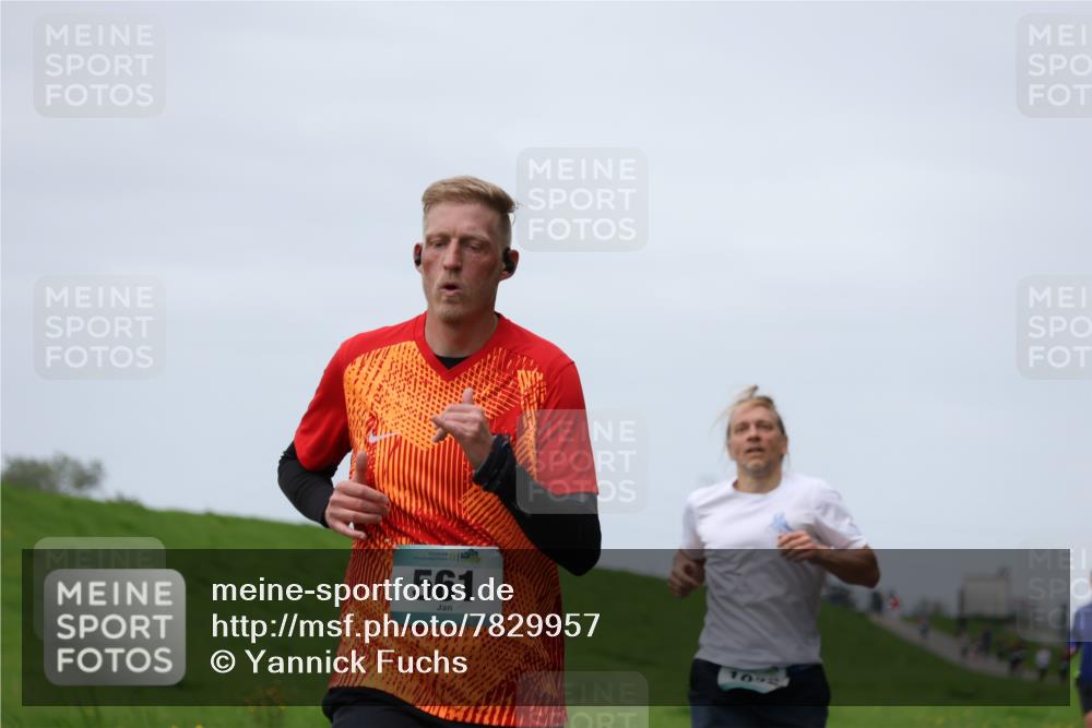 04.05.2025 - 8. Wedeler Halbmarathon Yannick Fuchs http://msf.ph/oto/7829957 04.05.2025 11:37:23 Laufen 561, 1092 meine-sportfotos.de