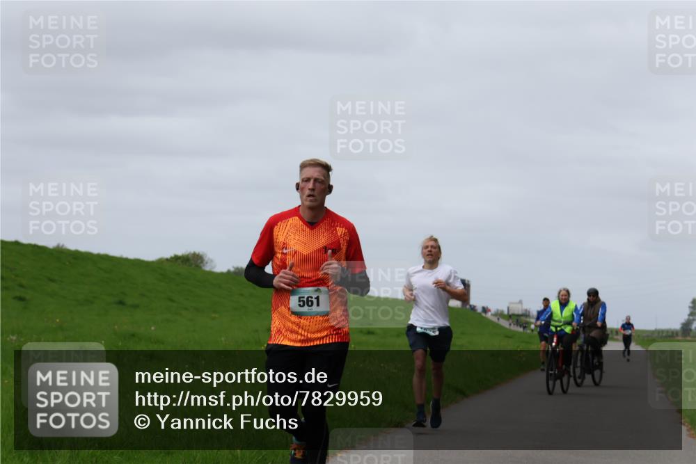 04.05.2025 - 8. Wedeler Halbmarathon Yannick Fuchs http://msf.ph/oto/7829959 04.05.2025 11:37:24 Laufen 561 meine-sportfotos.de