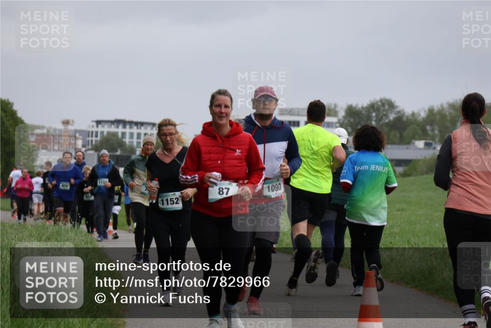 04.05.2025 - 8. Wedeler Halbmarathon Yannick Fuchs http://msf.ph/oto/7829966 04.05.2025 11:18:32 Laufen 479, 670, 1132, 87, 1090, 1152 meine-sportfotos.de