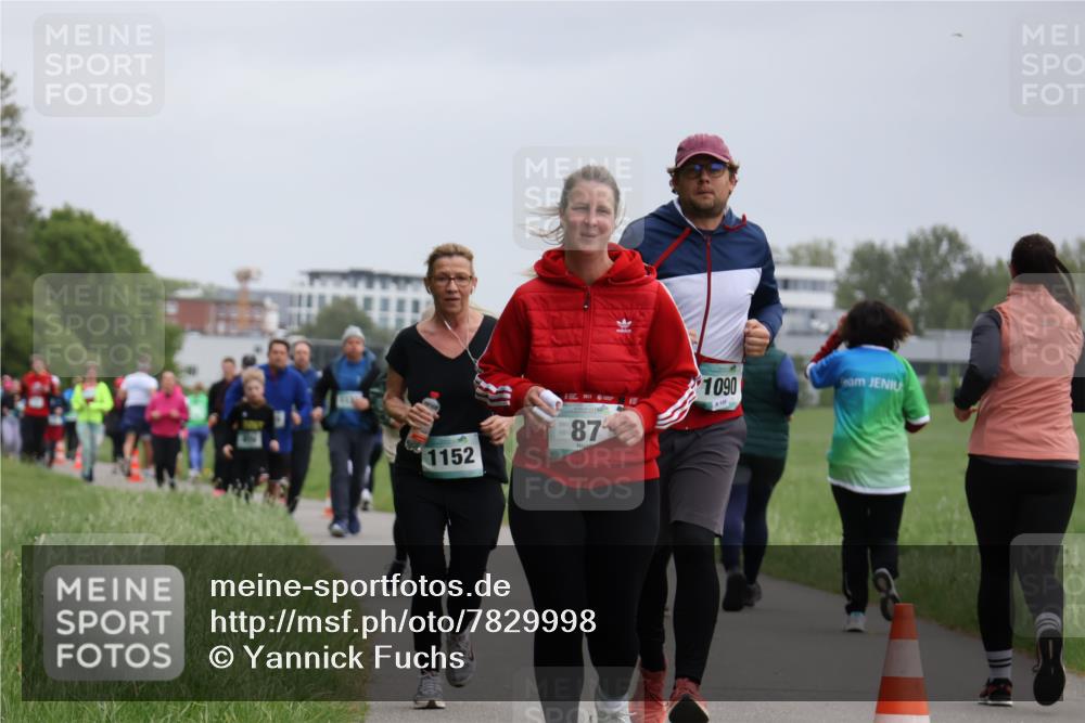 04.05.2025 - 8. Wedeler Halbmarathon Yannick Fuchs http://msf.ph/oto/7829998 04.05.2025 11:18:34 Laufen 87, 1152, 1090 meine-sportfotos.de