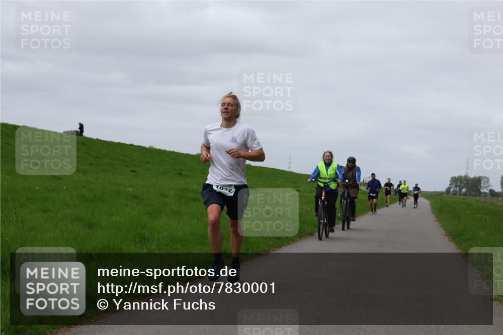 04.05.2025 - 8. Wedeler Halbmarathon Yannick Fuchs http://msf.ph/oto/7830001 04.05.2025 11:37:27 Laufen 1032 meine-sportfotos.de