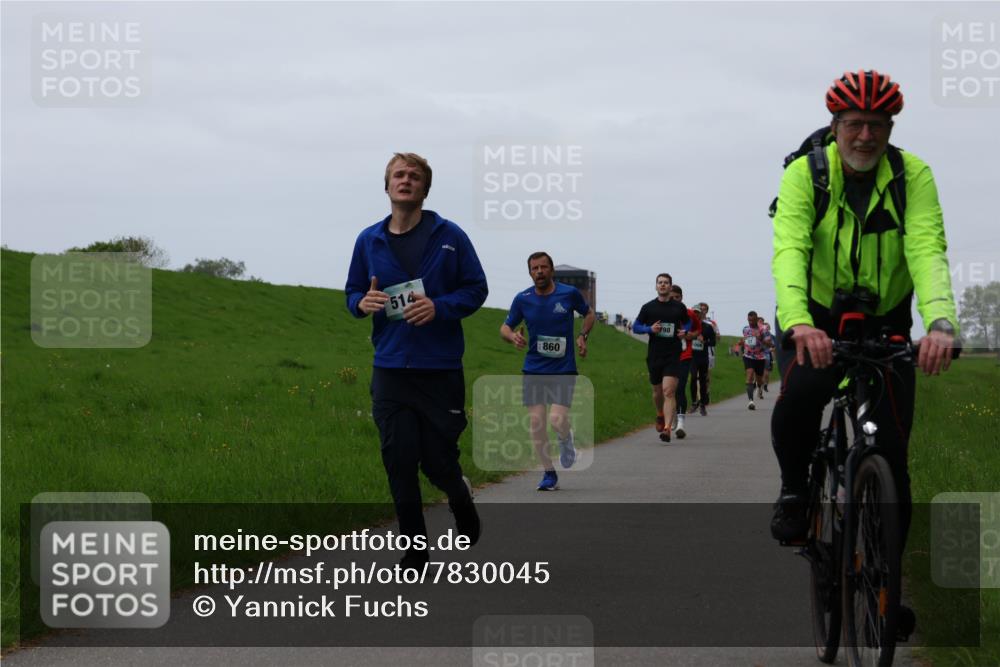 04.05.2025 - 8. Wedeler Halbmarathon Yannick Fuchs http://msf.ph/oto/7830045 04.05.2025 11:18:39 Laufen 514, 860, 98 meine-sportfotos.de