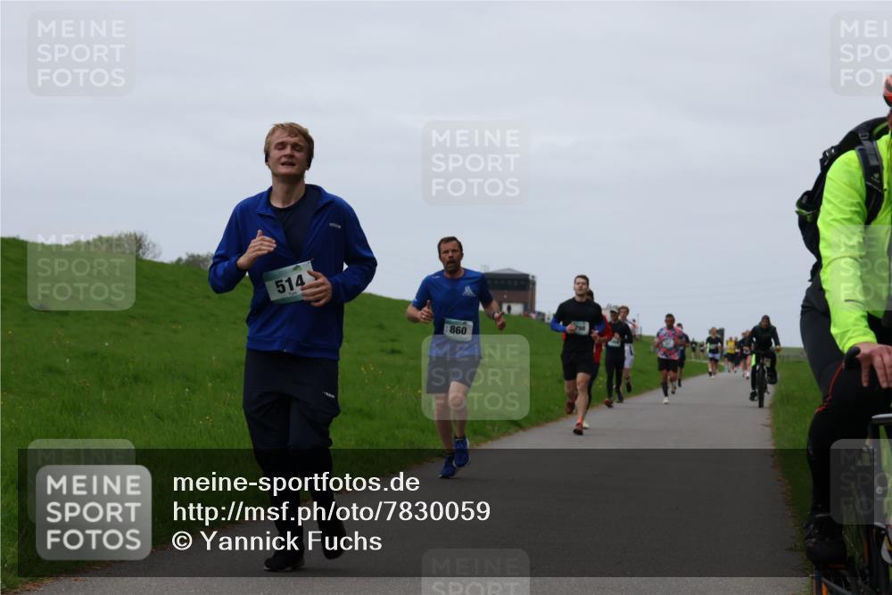 04.05.2025 - 8. Wedeler Halbmarathon Yannick Fuchs http://msf.ph/oto/7830059 04.05.2025 11:18:39 Laufen 514, 860 meine-sportfotos.de