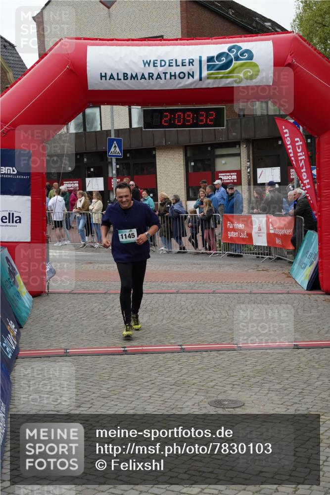 04.05.2025 - 8. Wedeler Halbmarathon Felixshl http://msf.ph/oto/7830103 04.05.2025 12:09:30 Ziel 36, 253, 1145 meine-sportfotos.de