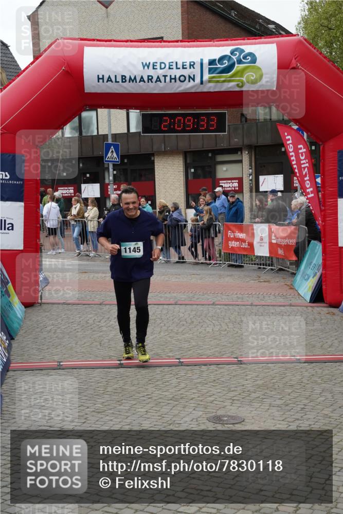 04.05.2025 - 8. Wedeler Halbmarathon Felixshl http://msf.ph/oto/7830118 04.05.2025 12:09:31 Ziel 36, 1145 meine-sportfotos.de