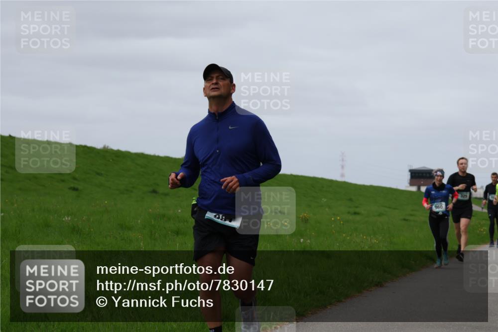04.05.2025 - 8. Wedeler Halbmarathon Yannick Fuchs http://msf.ph/oto/7830147 04.05.2025 11:37:37 Laufen 08, 960, 325 meine-sportfotos.de