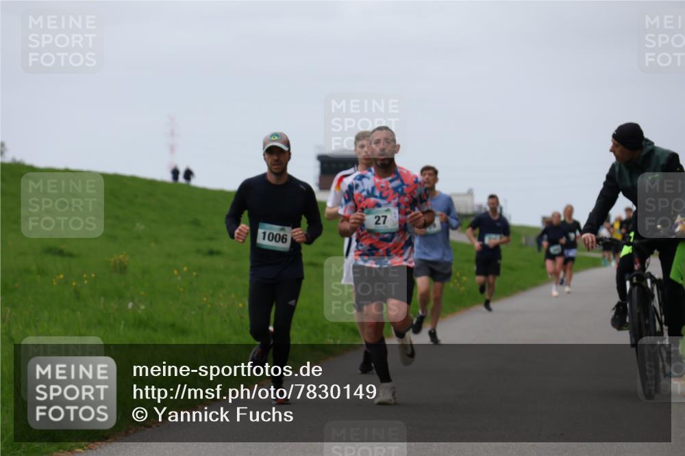 04.05.2025 - 8. Wedeler Halbmarathon Yannick Fuchs http://msf.ph/oto/7830149 04.05.2025 11:18:48 Laufen 1006, 27 meine-sportfotos.de