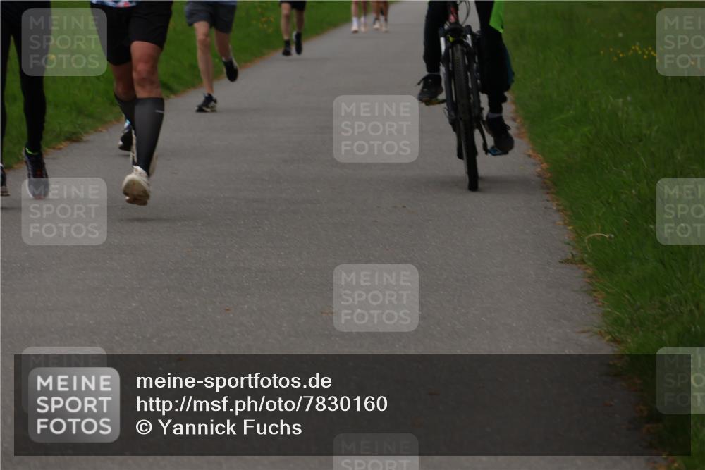 04.05.2025 - 8. Wedeler Halbmarathon Yannick Fuchs http://msf.ph/oto/7830160 04.05.2025 11:18:49 Laufen  meine-sportfotos.de