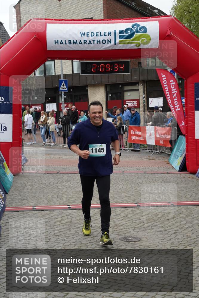 04.05.2025 - 8. Wedeler Halbmarathon Felixshl http://msf.ph/oto/7830161 04.05.2025 12:09:31 Ziel 36, 1145 meine-sportfotos.de