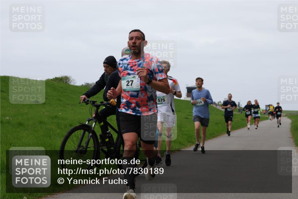 04.05.2025 - 8. Wedeler Halbmarathon Yannick Fuchs http://msf.ph/oto/7830189 04.05.2025 11:18:50 Laufen 27, 575, 138, 159 meine-sportfotos.de
