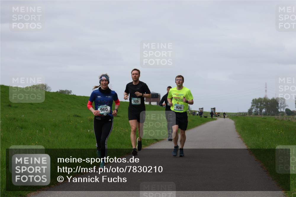 04.05.2025 - 8. Wedeler Halbmarathon Yannick Fuchs http://msf.ph/oto/7830210 04.05.2025 11:37:41 Laufen 325, 935, 960 meine-sportfotos.de